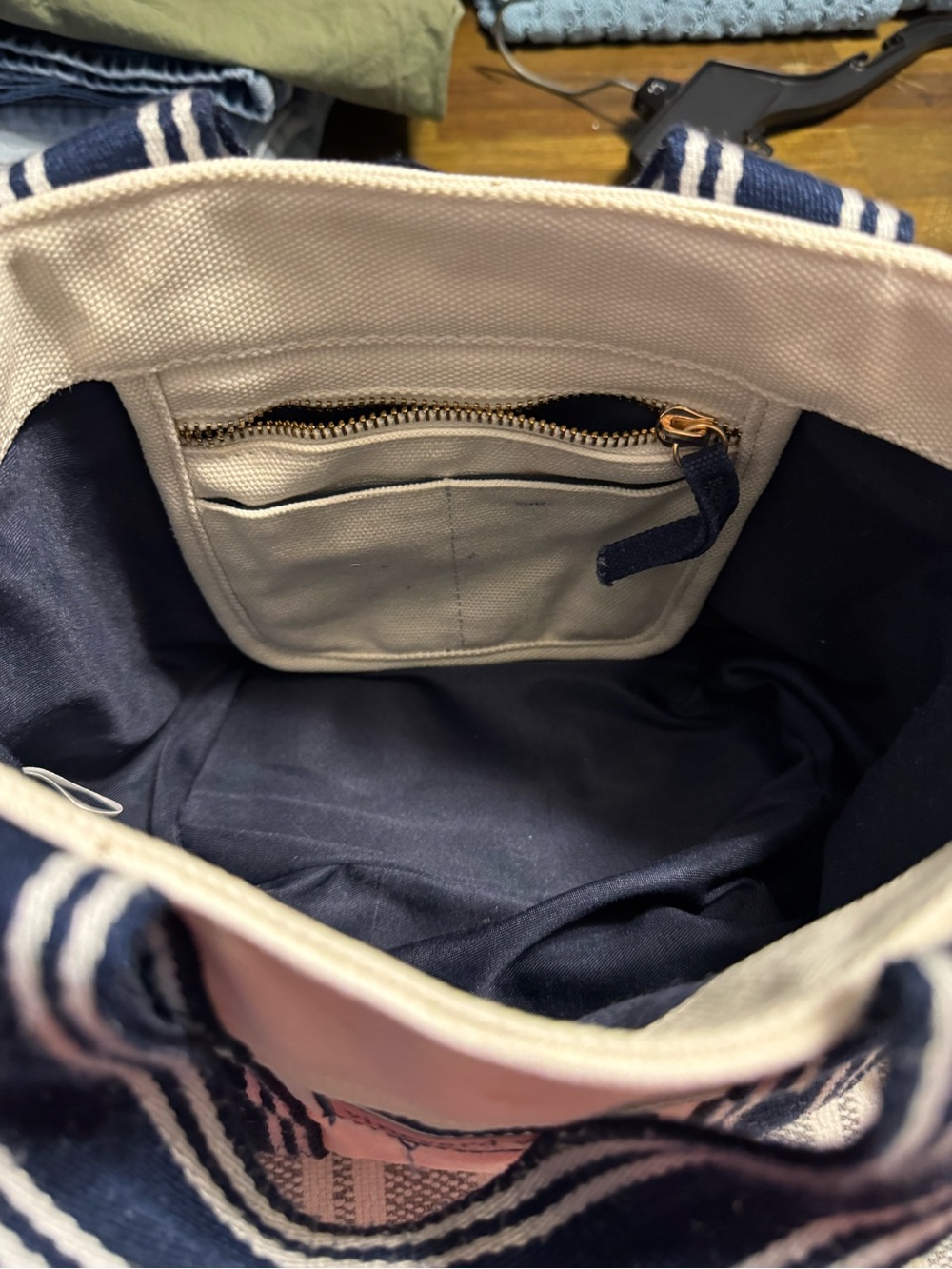 Vineyard Vines Navy and Cream Canvas Tote with Pink Logo Patch - Picture 3 of 6